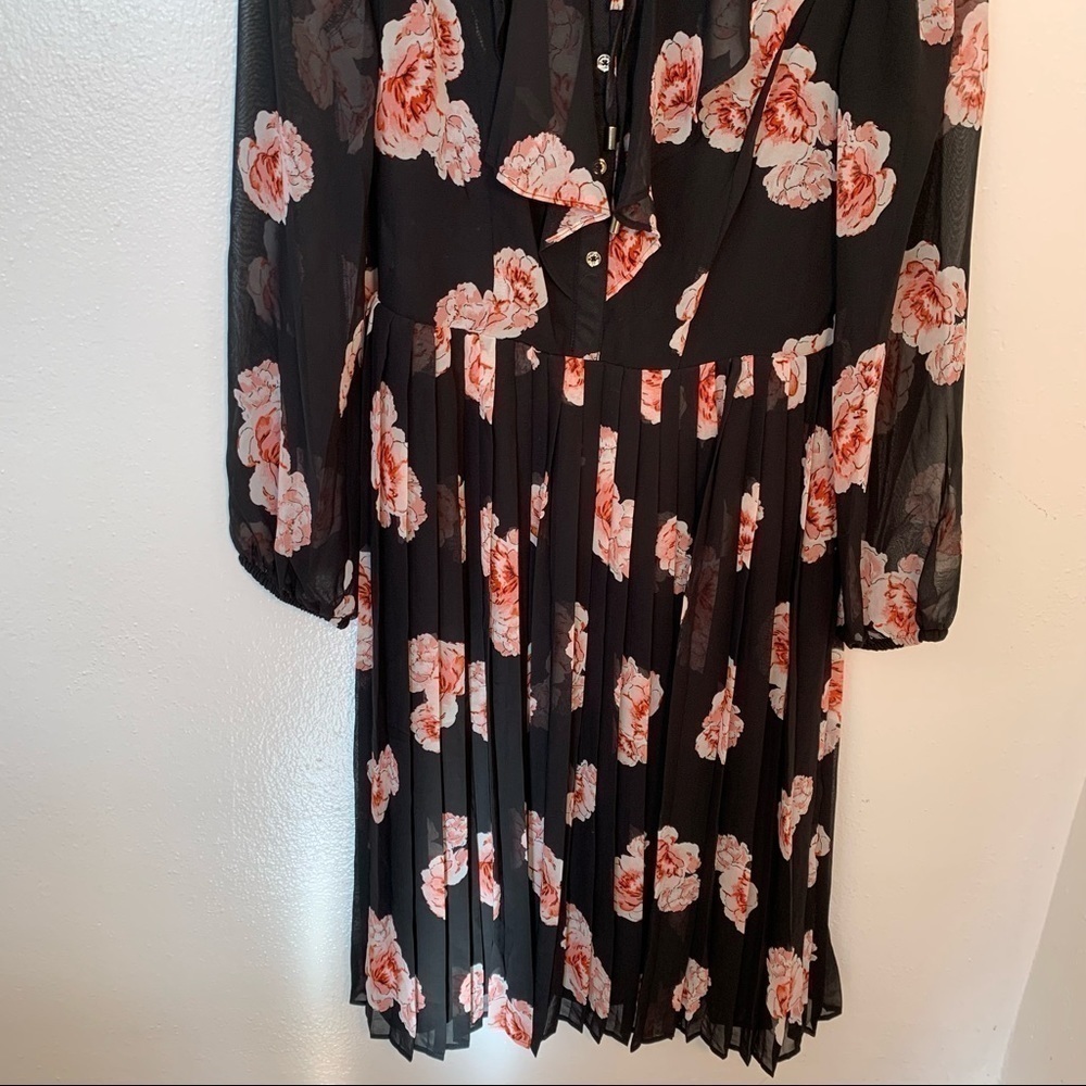 Tommy Hilfiger Women's Size 2 Floral Chiffon Dress Black Pink Floral Long Sleeve - Picture 7 of 13